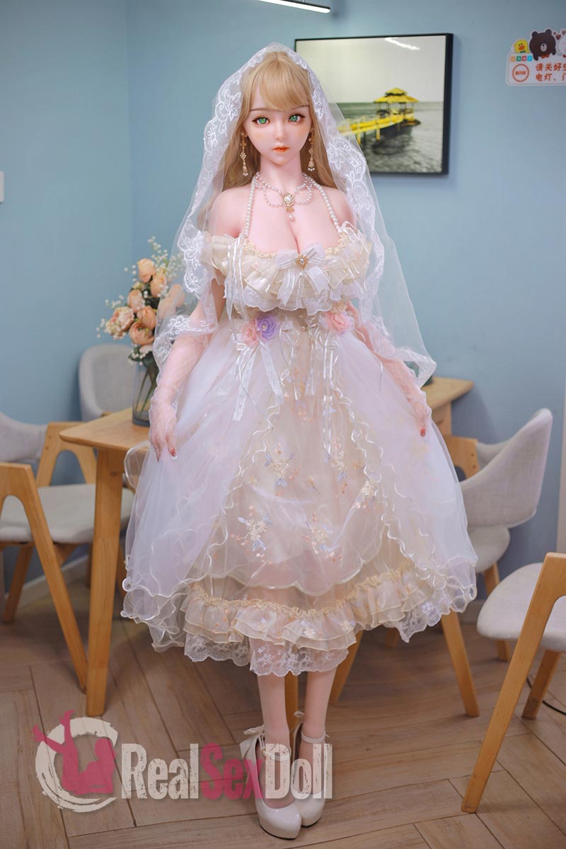 157cm / 5ft2 H-cup Anime Silicone Sex Doll Emmie vista 4