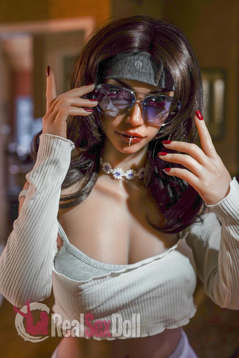 158cm/ 5ft2 E-cup Fashion Full Silicone Isla