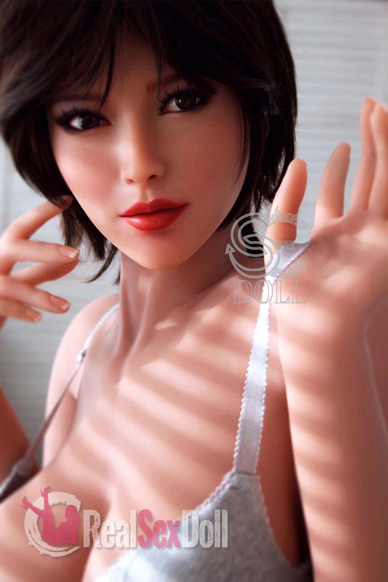 167cm / 5ft6 E-cup Curvy TPE Love Doll Klymene vista 3