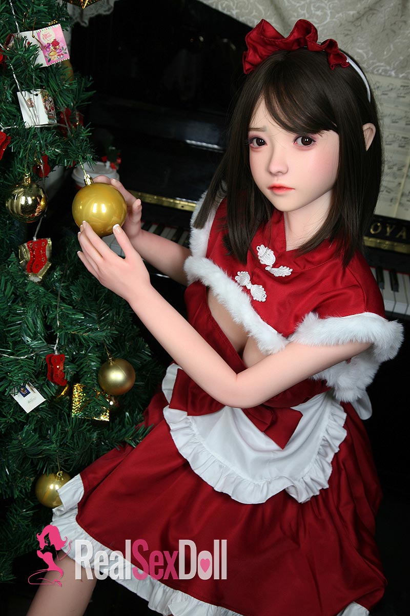 148cm / 4ft11 D-cup Christmas Japanese Love Doll Loy vista 8