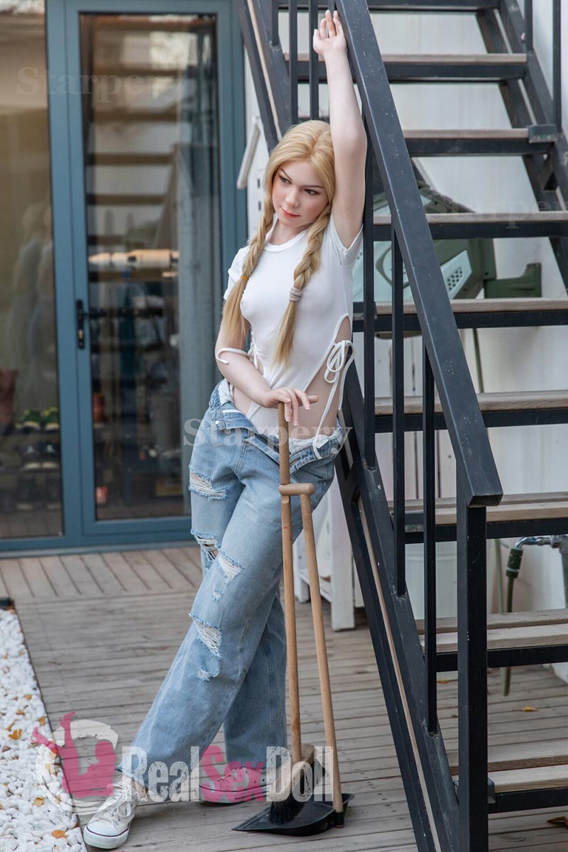 171cm / 5ft7 A-Cup Blonde Love Doll Imogen vista 7