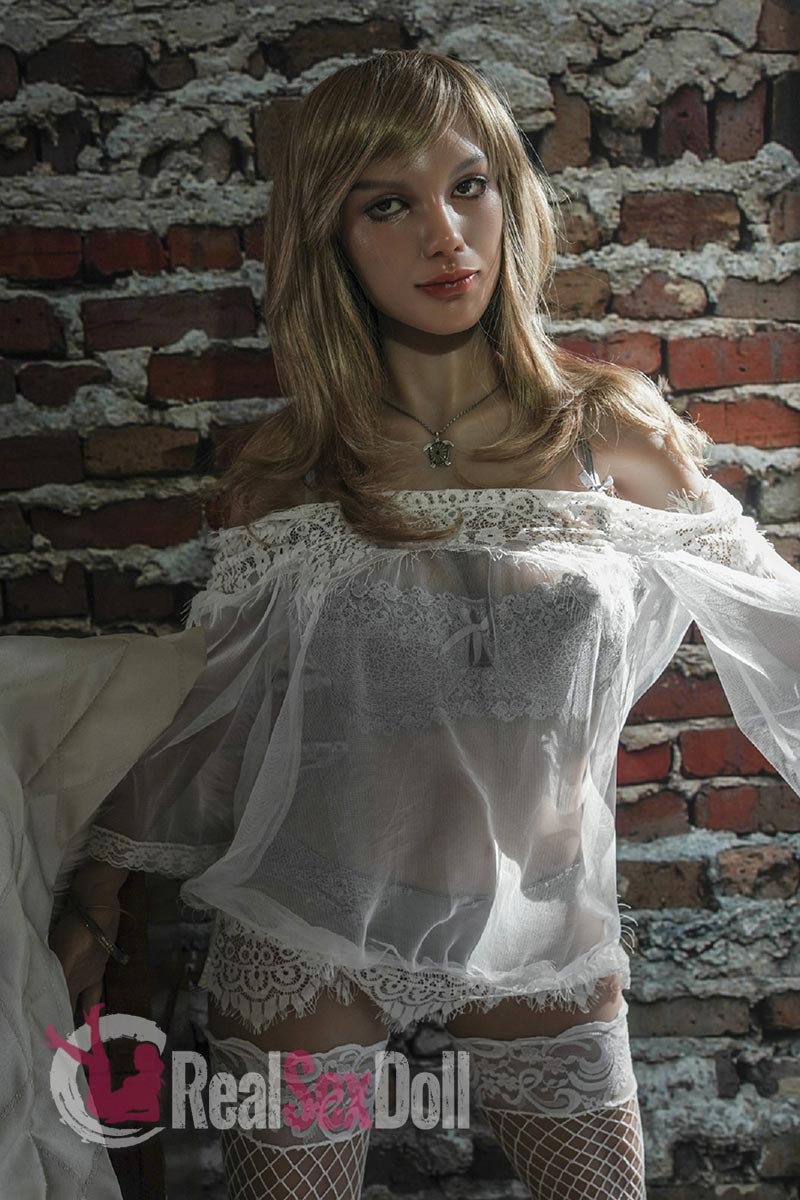 158cm / 5ft2 E-cup Blonde Silicone Curvy Love Doll Jill vista 8