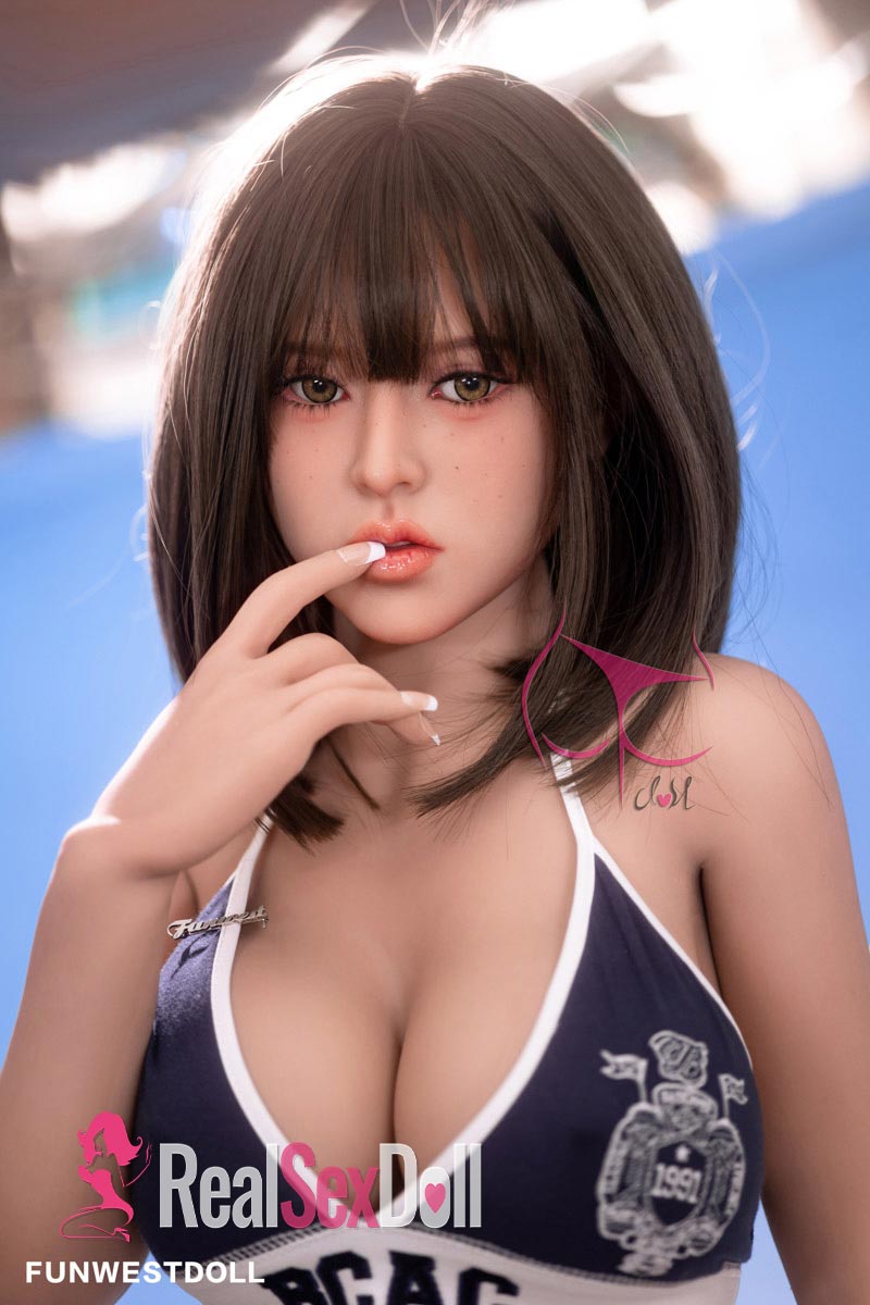 155cm / 5ft1 F-cup Baseball Lover Curvy Love Doll Darlene vista 7