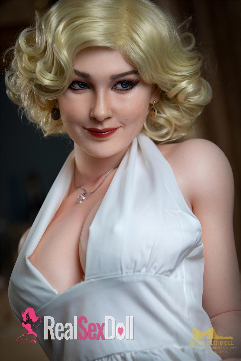 164cm / 5ft4 F-cup Hot Full Silicone Love Doll Carmel vista 4