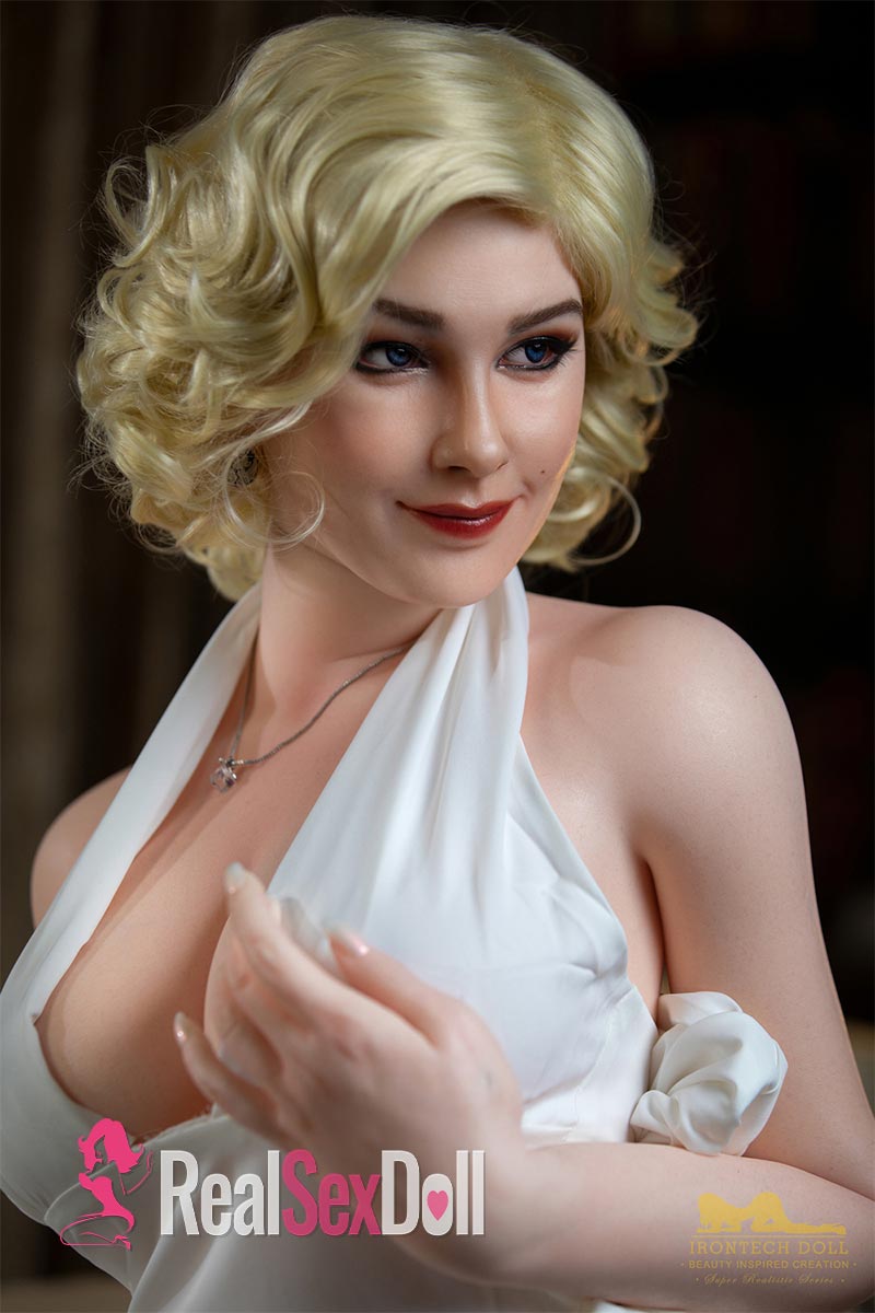 164cm / 5ft4 F-cup Hot Full Silicone Love Doll Carmel vista 2
