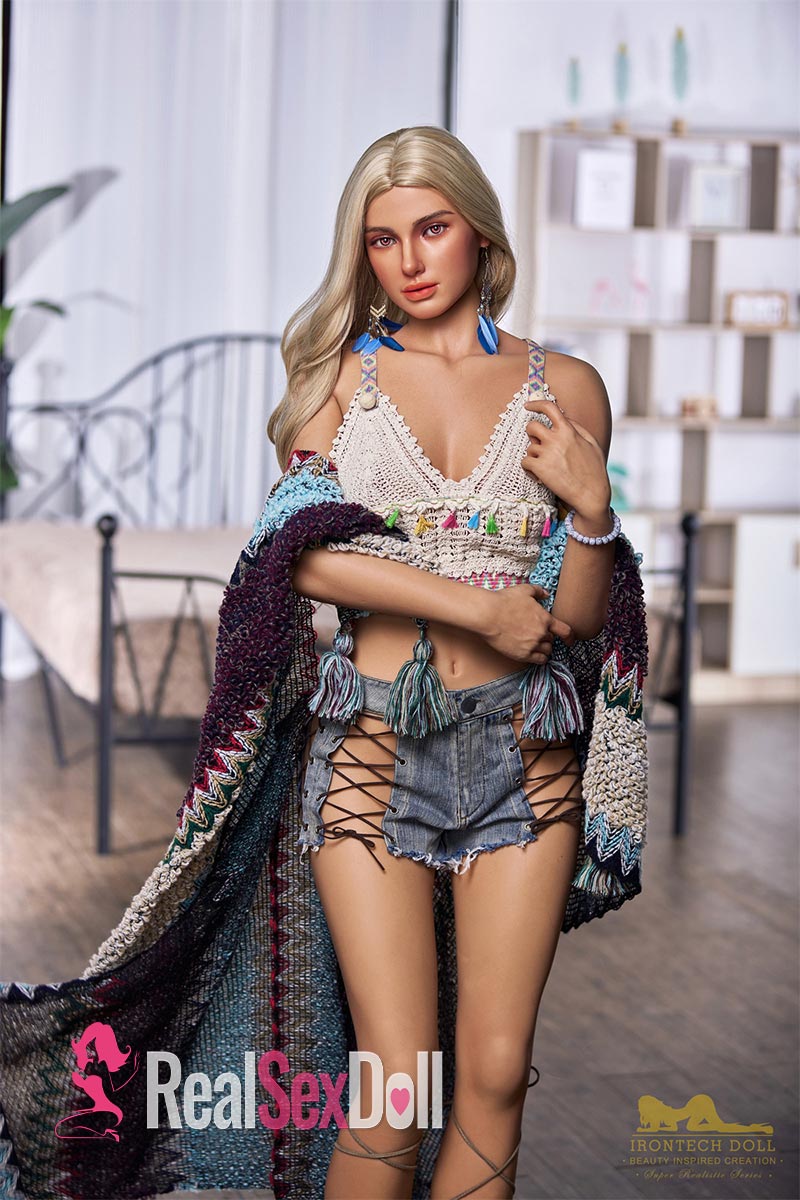 168cm / 5ft6 B-cup Skinny Full Silicone Sex Doll Luna S17 vista 3