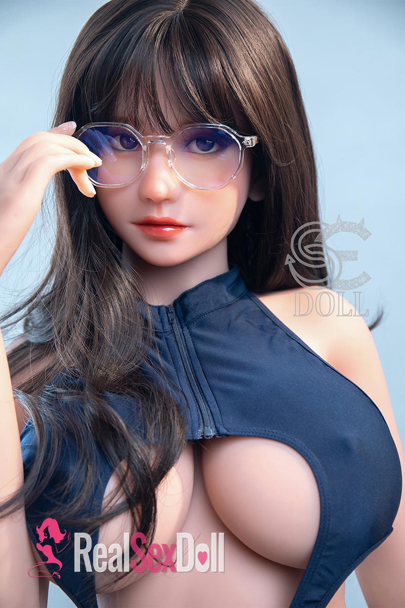 157cm / 5ft2 H-cup Sexy Curvy Doll Phoebe vista 2
