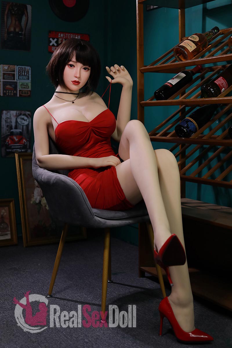 168cm / 5ft6 I-cup Big Breast With Silicone Head vista 5