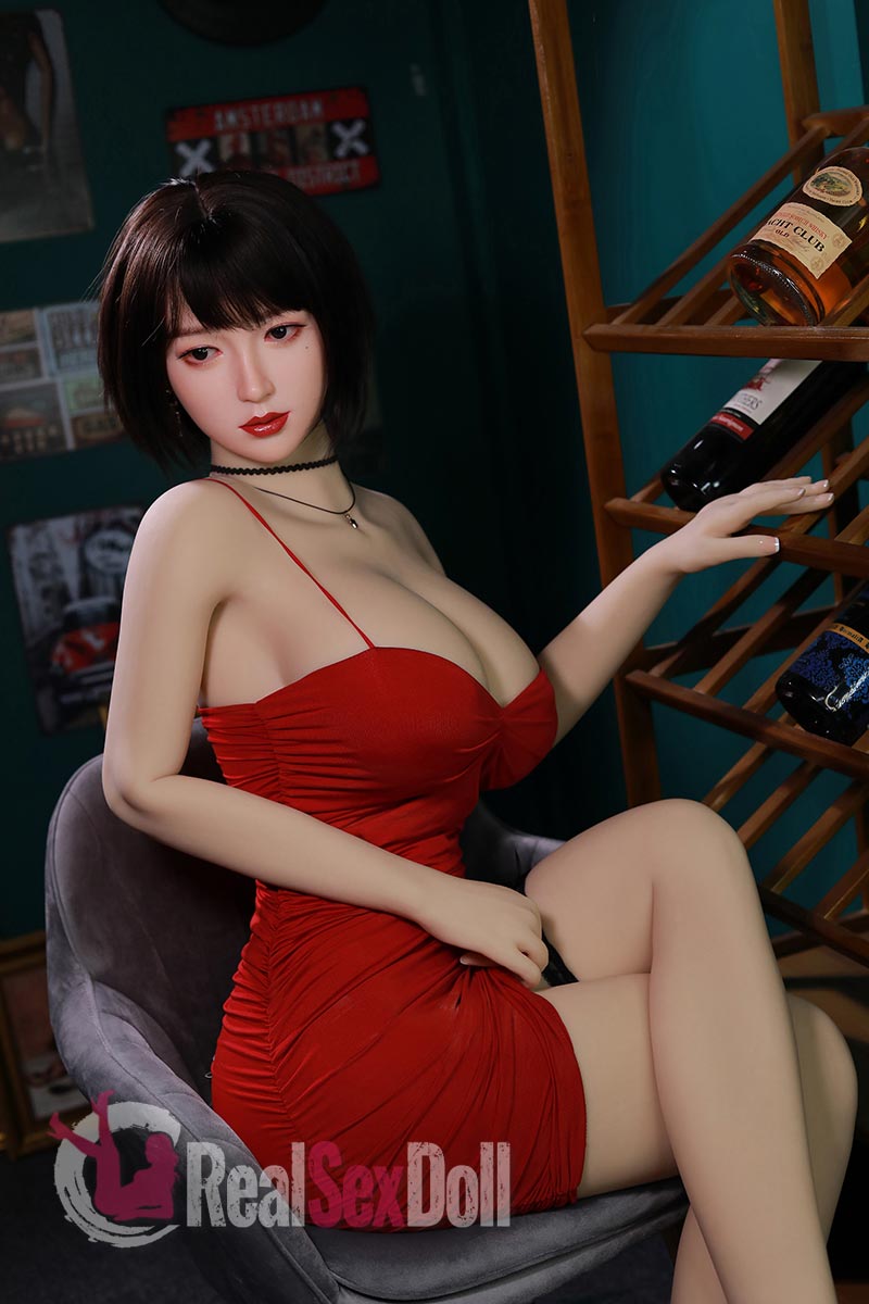 168cm / 5ft6 I-cup Big Breast With Silicone Head vista 3
