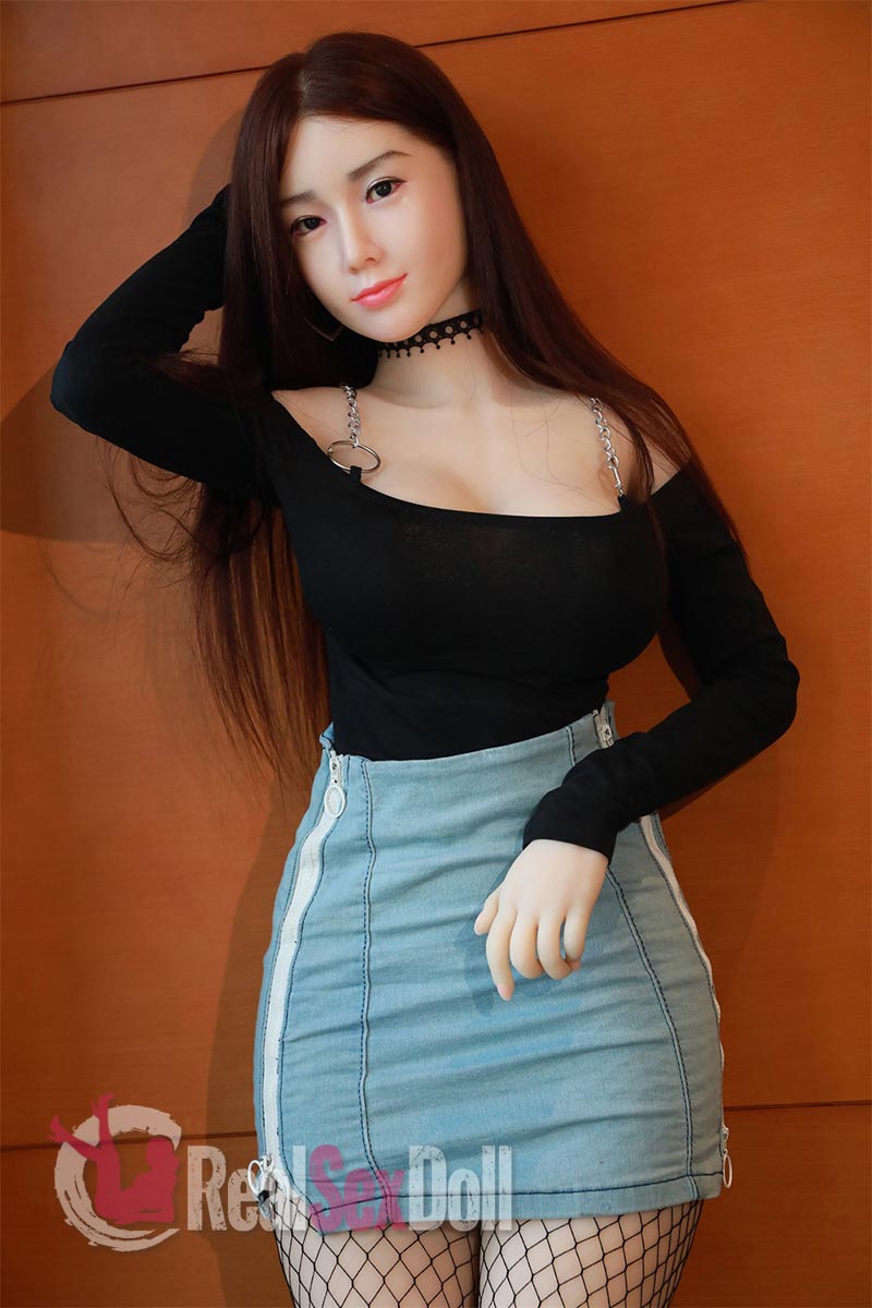 170cm / 5ft7 G-cup Curvy Sex Doll Yoongi vista 3