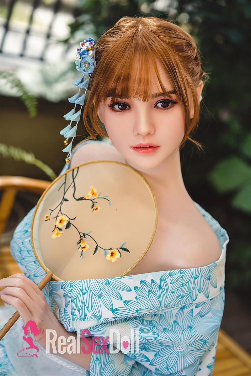 165cm / 5ft5 C-cup Full Silicone Love Doll Hezi — 165cm — SILICONE