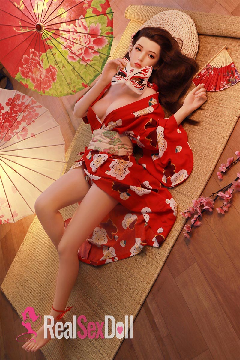 165cm / 5ft5 C-cup Silicone Sex Doll Ancient Costume Meng vista 8