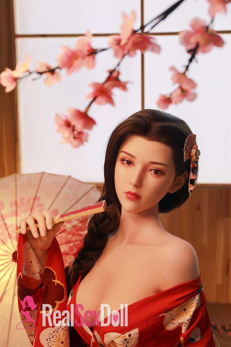 165cm / 5ft5 C-cup Silicone Sex Doll Ancient Costume Meng vista 4