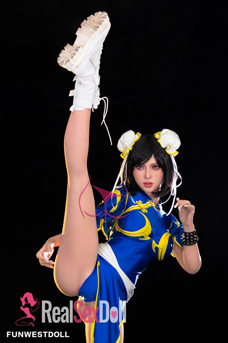 155cm / 5ft1 F-cup Cosplay Chun-Li Sex Doll Lucy vista 7