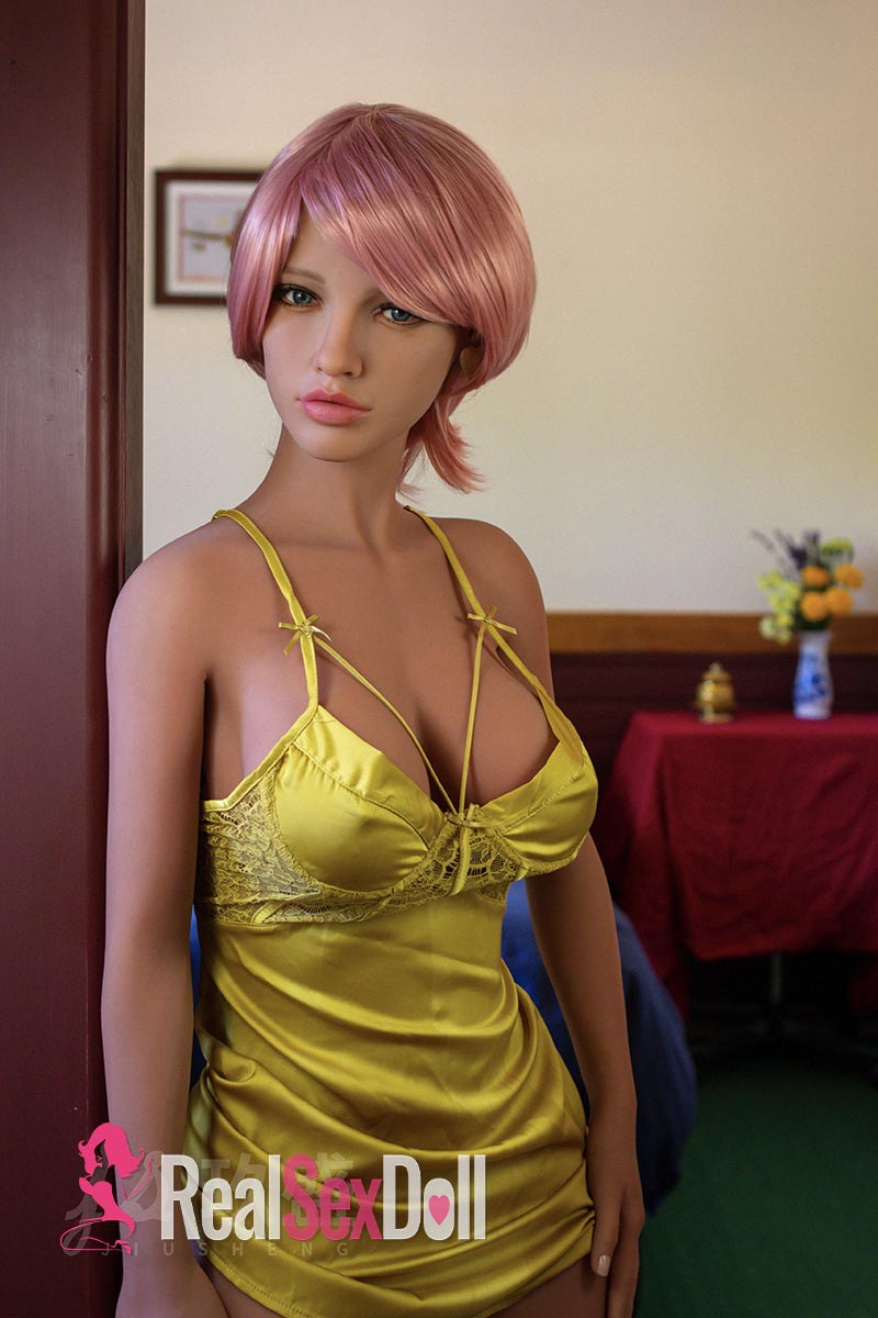 150cm/4ft11 D-cup Skinny Love Doll lisa