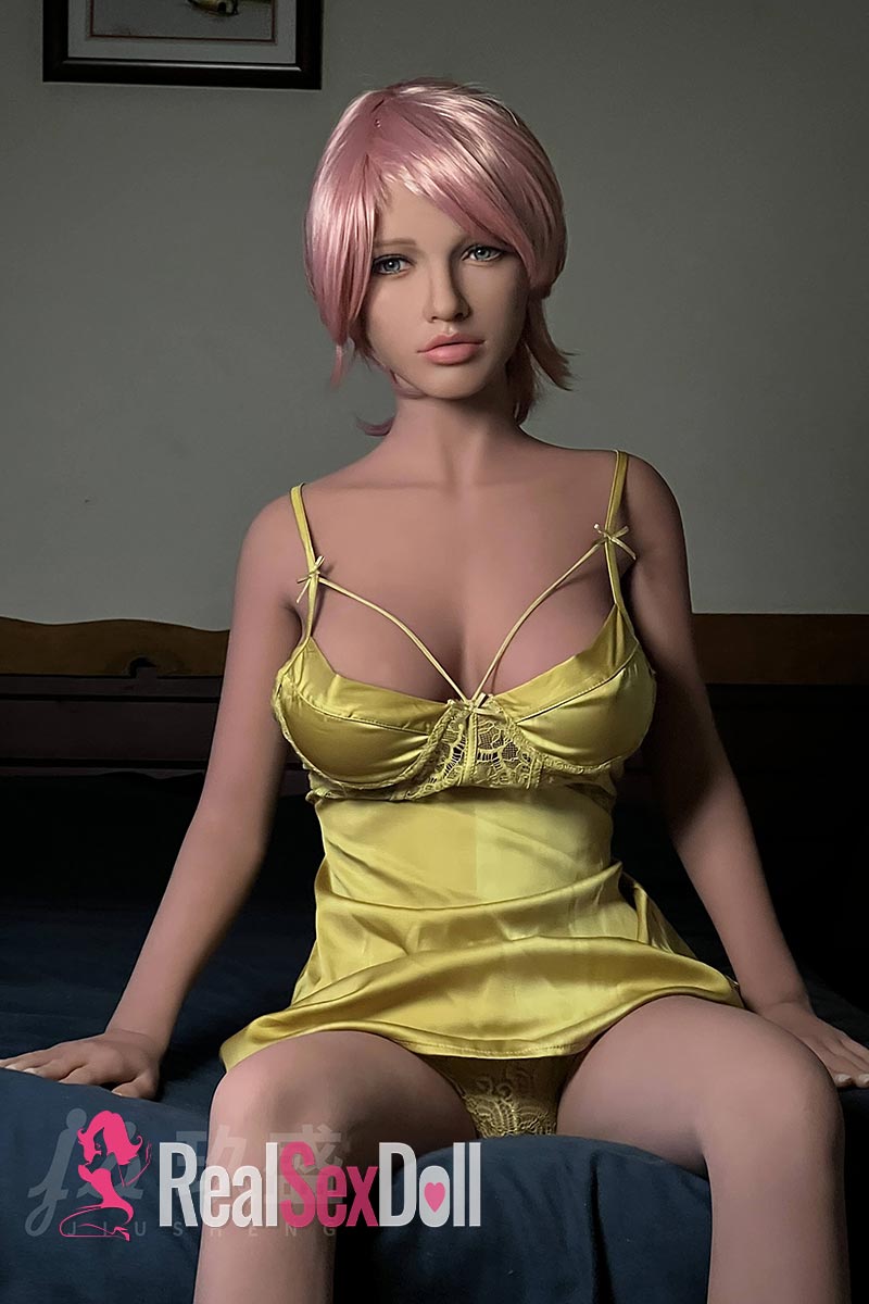150cm/4ft11 D-cup Skinny Love Doll lisa vista 4