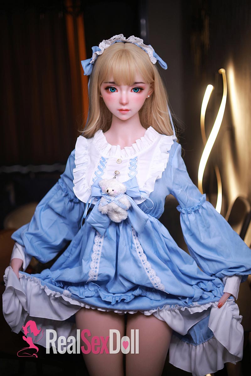 161cm / 5ft3 E-cup Full Silicone Blonde Sex Doll Mili vista 4