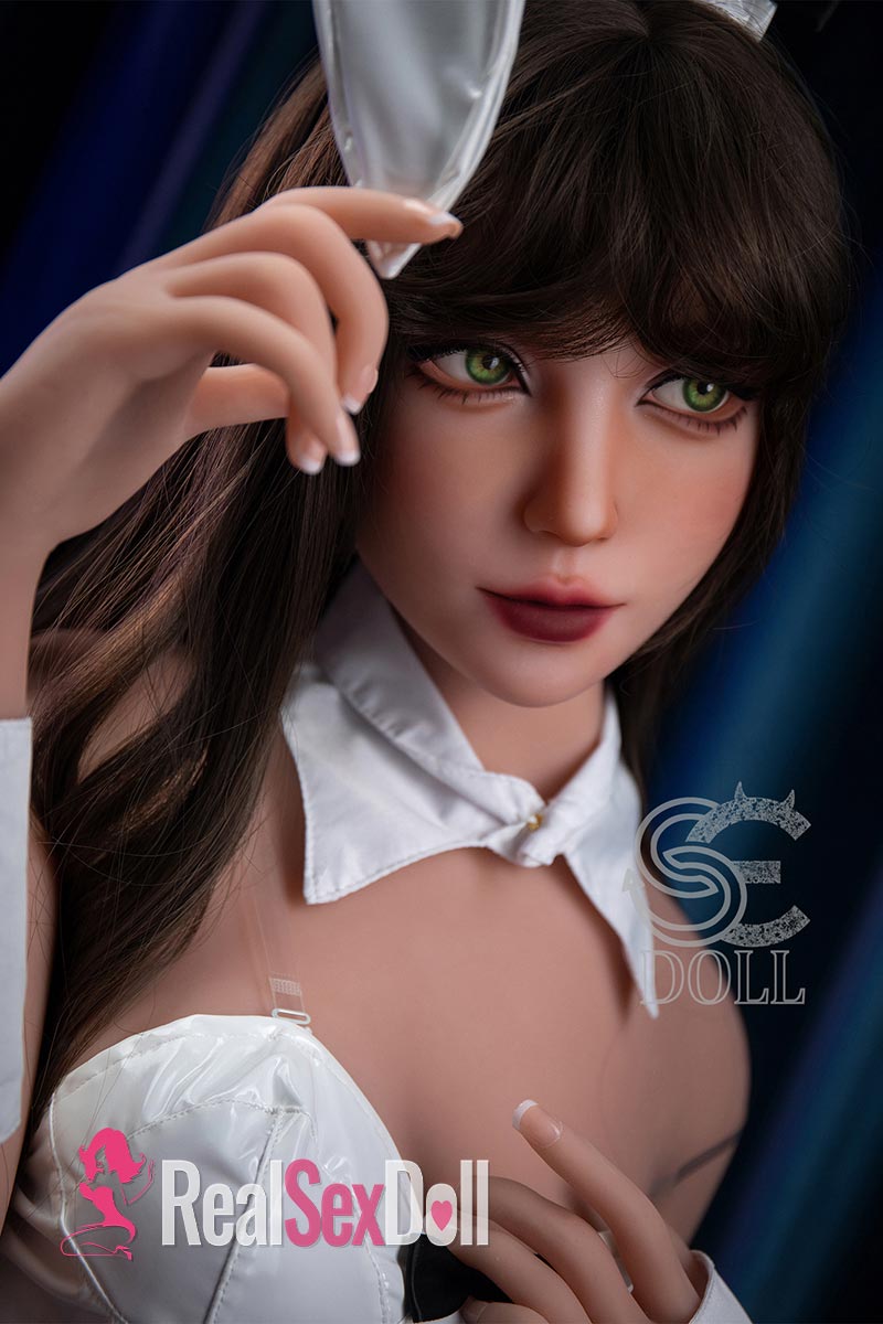 166cm / 5ft5 White Bunny Curvy Sex Doll Charlene vista 2
