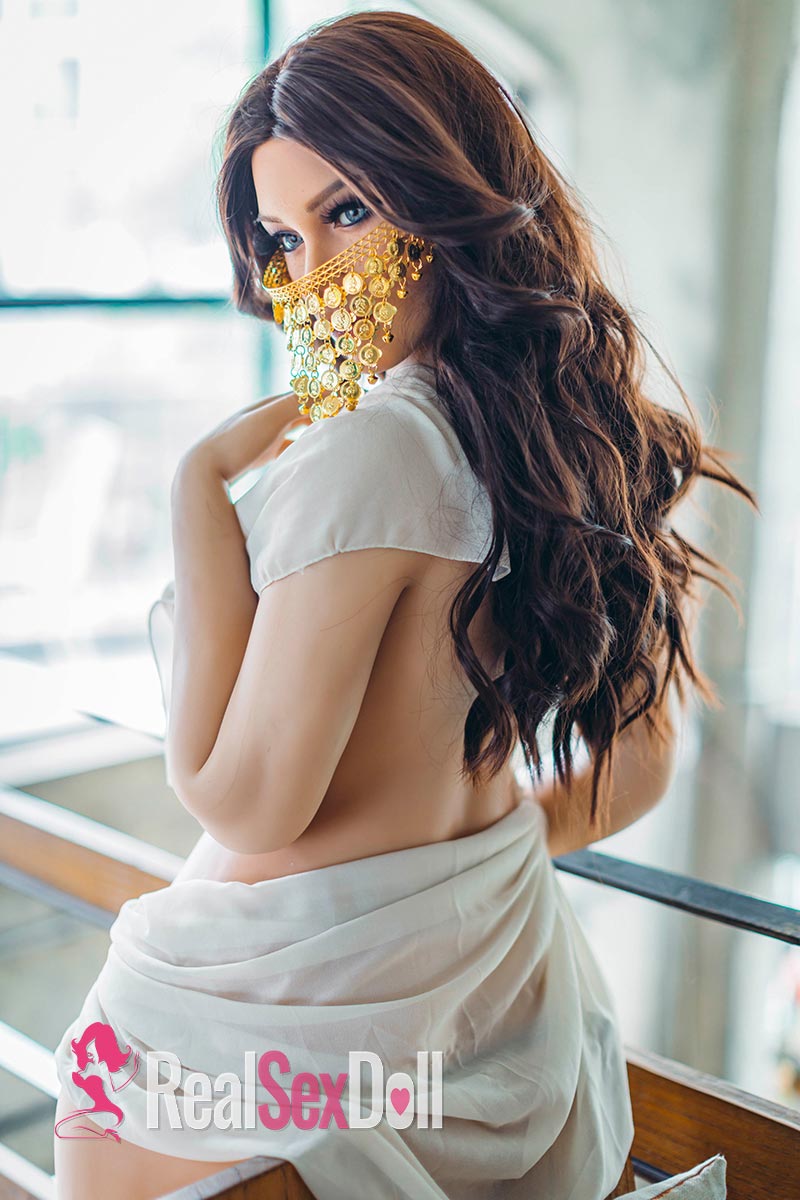 165cm / 5ft5 G-Cup Realistic Curvy MILF Sex Doll Adele vista 8
