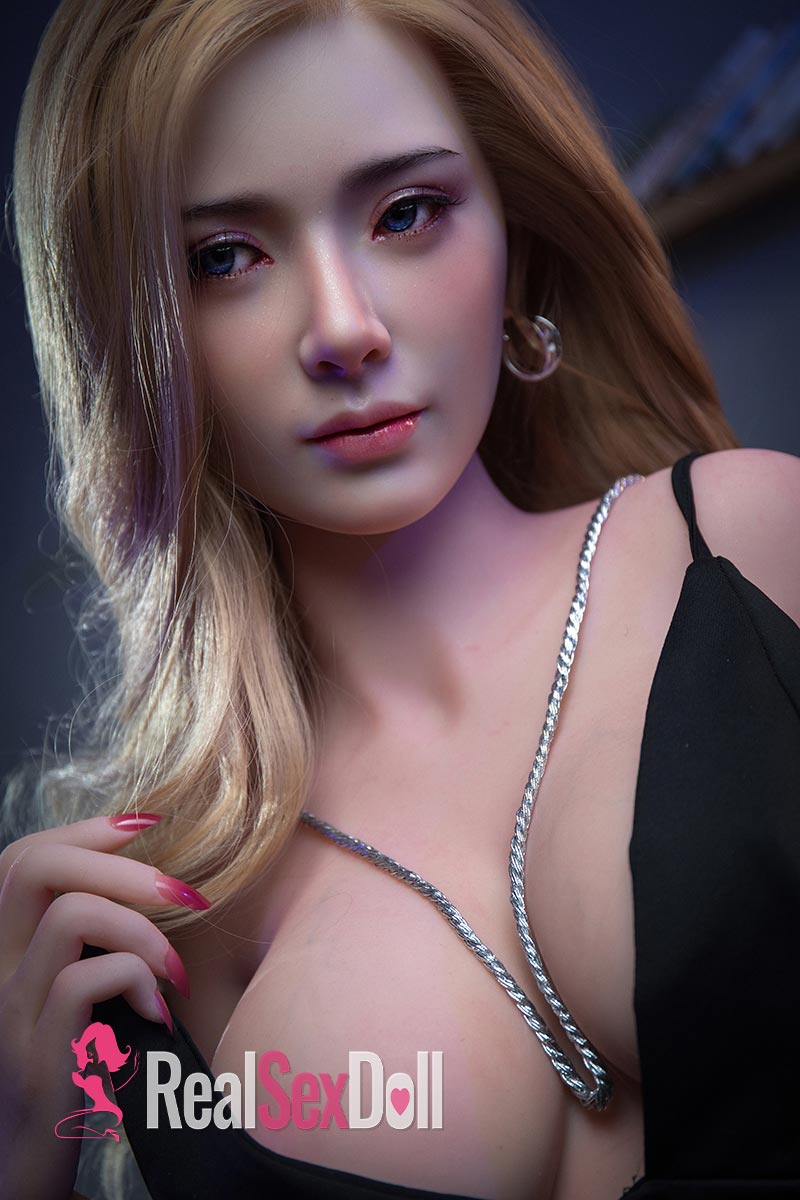 161cm / 5ft3 E-cup Silicone Head Sex Doll Elma — 161cm — HYBRID
