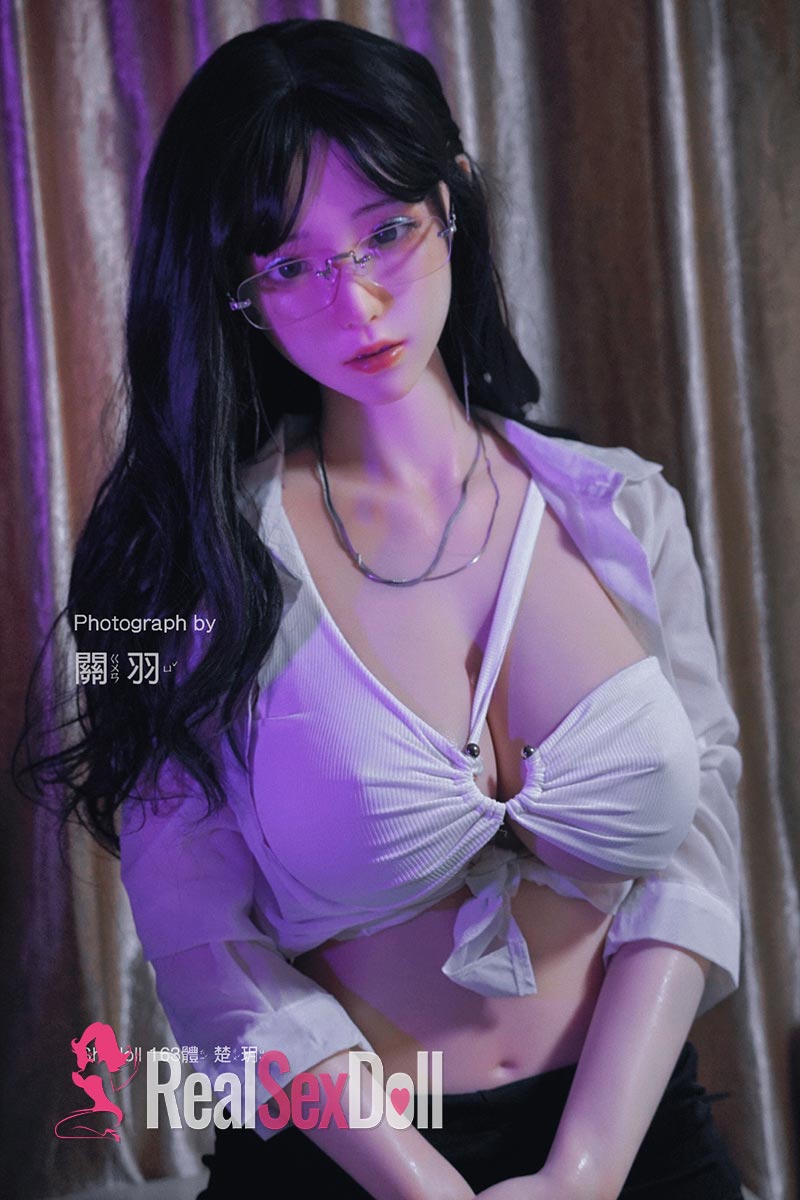 163cm / 5ft4 H-cup Asian Sex Doll Chuyue vista 4