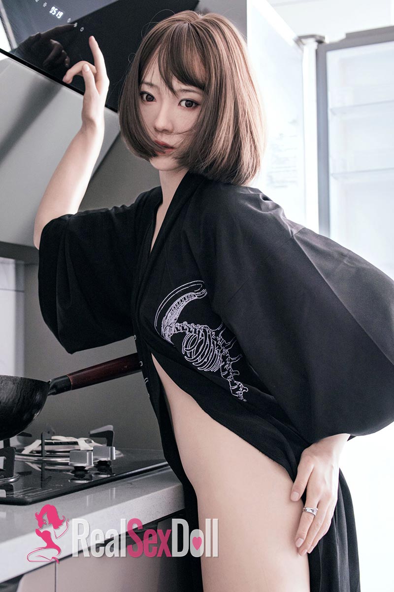162cm / 5ft8 B Cup RealClone All-in-one Sex Doll Monique vista 3