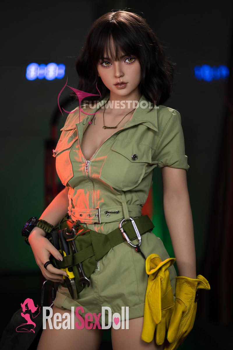 162cm / 5ft3 F-cup Curvy Realistic Sex Doll Lily vista 4