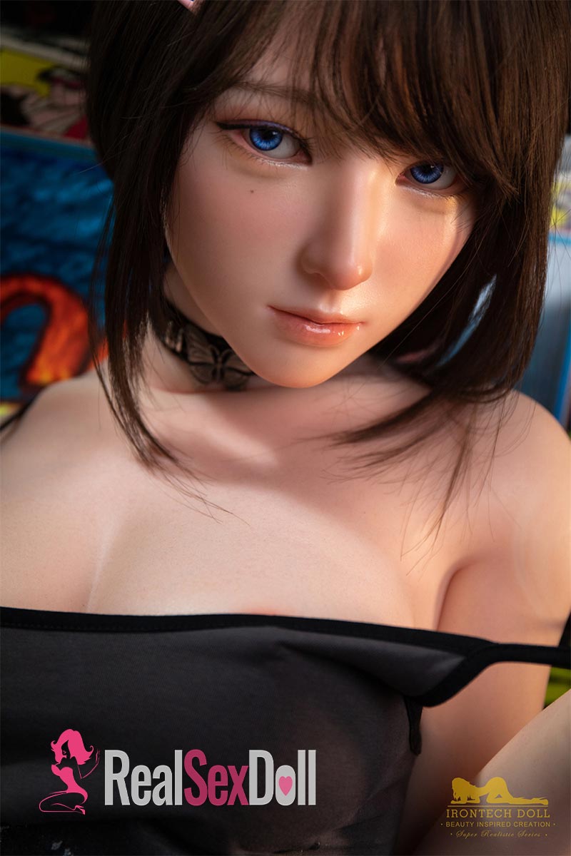 148cm / 4ft10 D-cup Japanese Silicone Sex Doll Miyuki vista 7