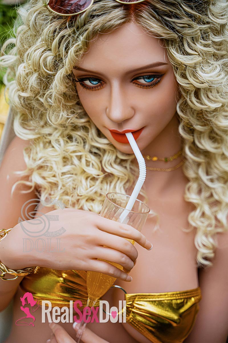 158cm / 5ft2 D-Cup Rralistic Sexy Sex Doll Doris.H vista 5
