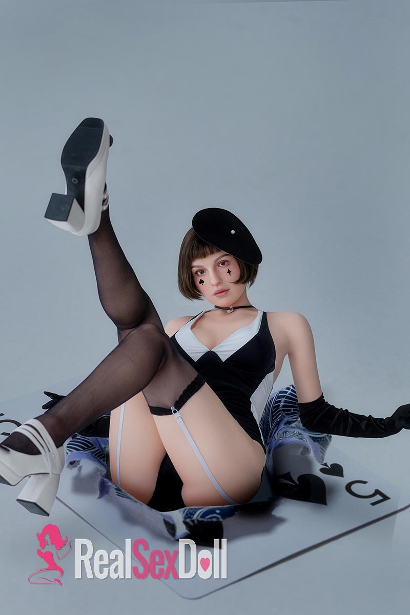 170cm / 5ft7 C-Cup Skinny Love Doll Sofia With Head GE122 vista 5