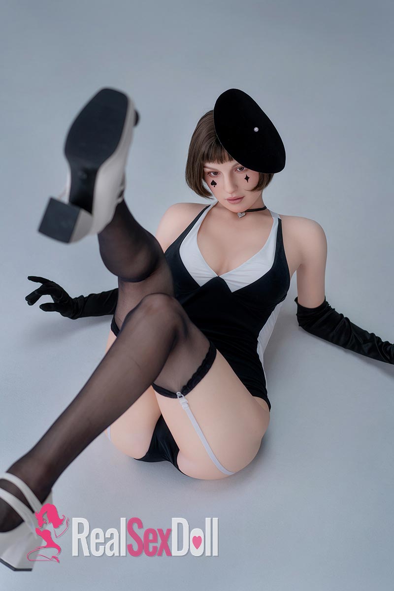 170cm / 5ft7 C-Cup Skinny Love Doll Sofia With Head GE122 vista 3