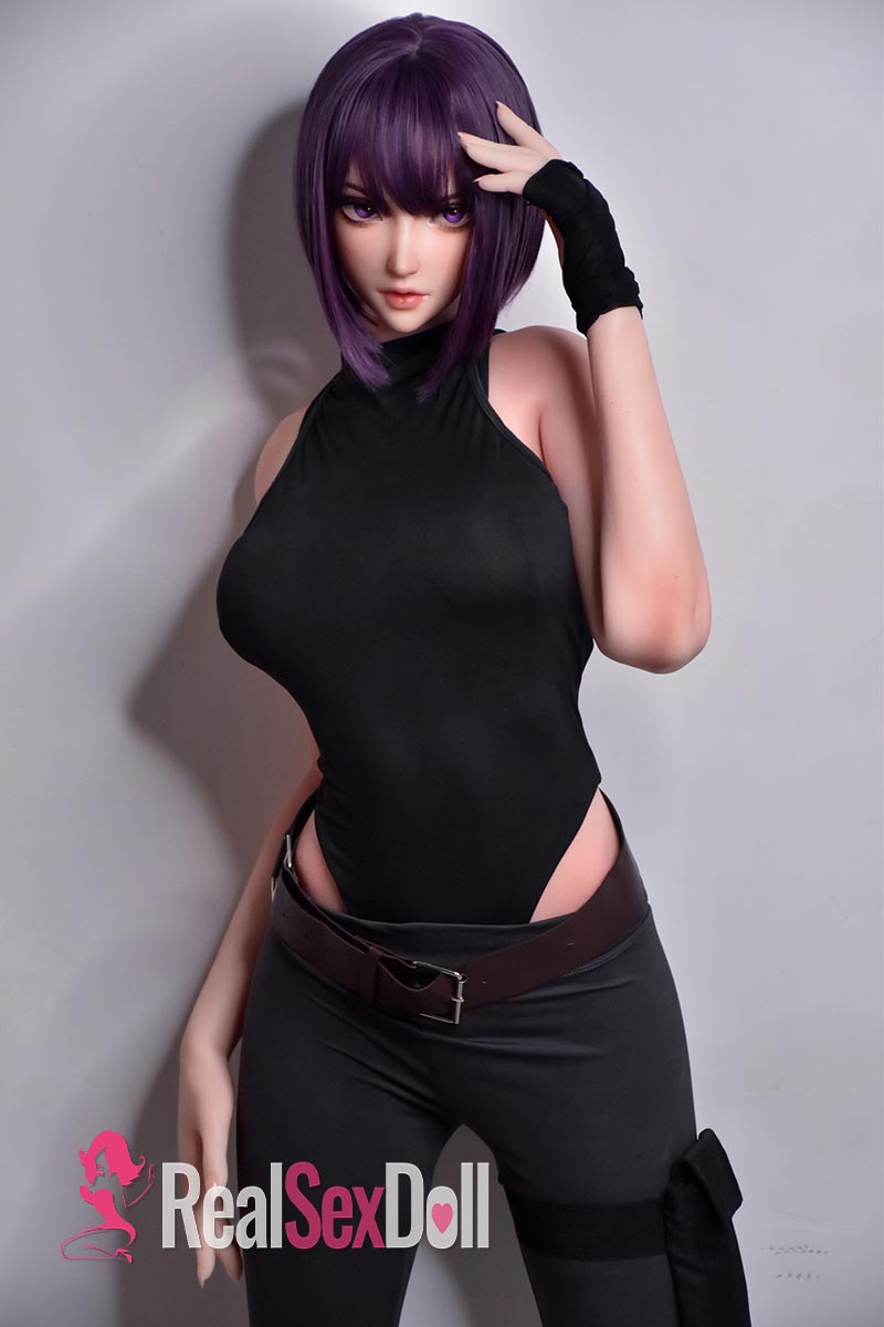 165cm / 5ft5 Asian Anime Silicone Sex Doll Hirano Rin vista 2
