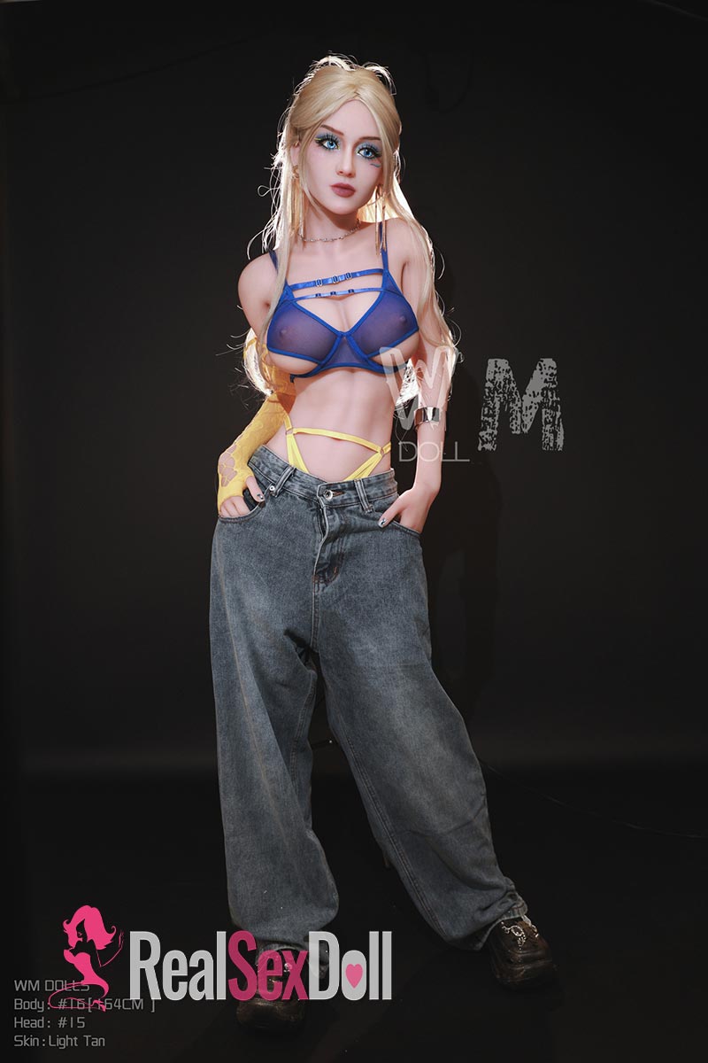 164cm / 5ft4 D-cup Skinny Sex Doll Karola vista 4