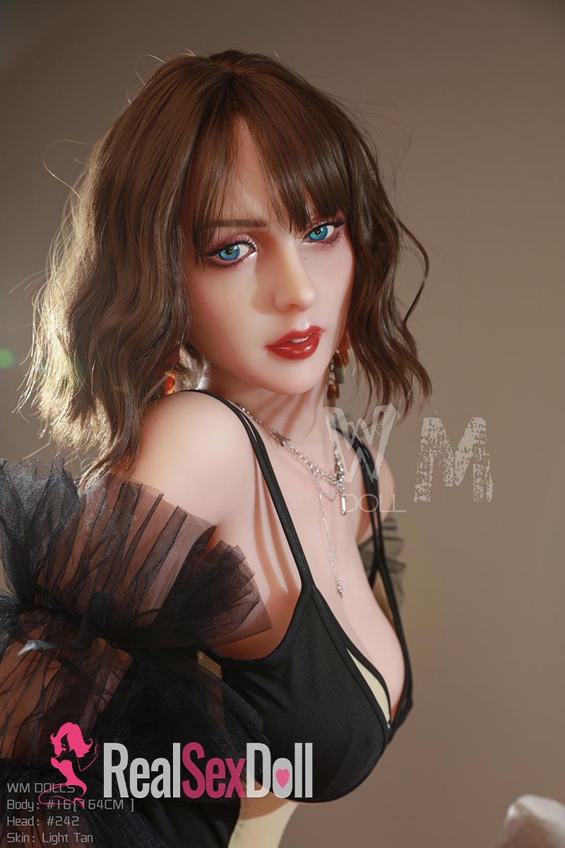 164cm / 5ft4 D-cup TPE Sex Doll Lian vista 7