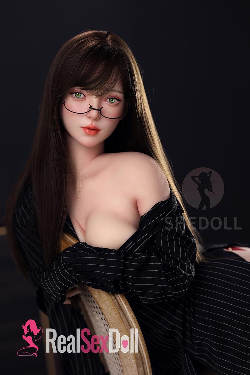 158cm / 5ft2 C-cup Realistic Love Doll Guxiaoyu vista 3