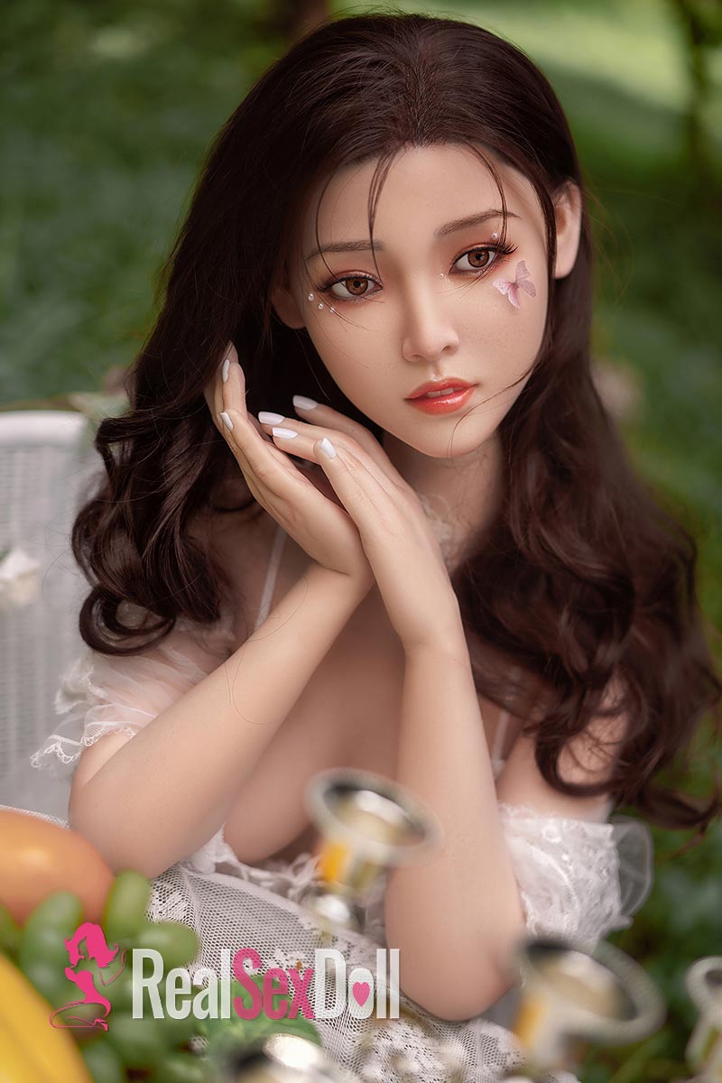 164cm / 5ft4 D-Cup Full Silicone Sex Doll Erica with Head #225 vista 2