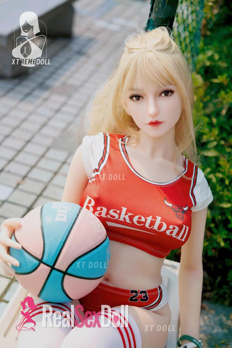 157cm / 5ft1 C-cup Silicone Sex Doll Mia #XT-S4 Head vista 3