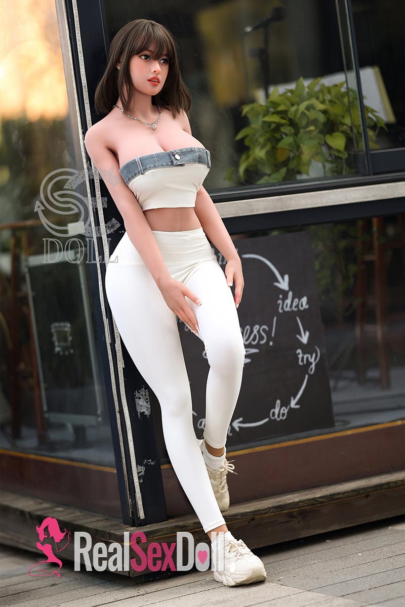 161cm / 5ft3 F-cup Realistic Sex Doll Luna.B with #011 Head vista 4