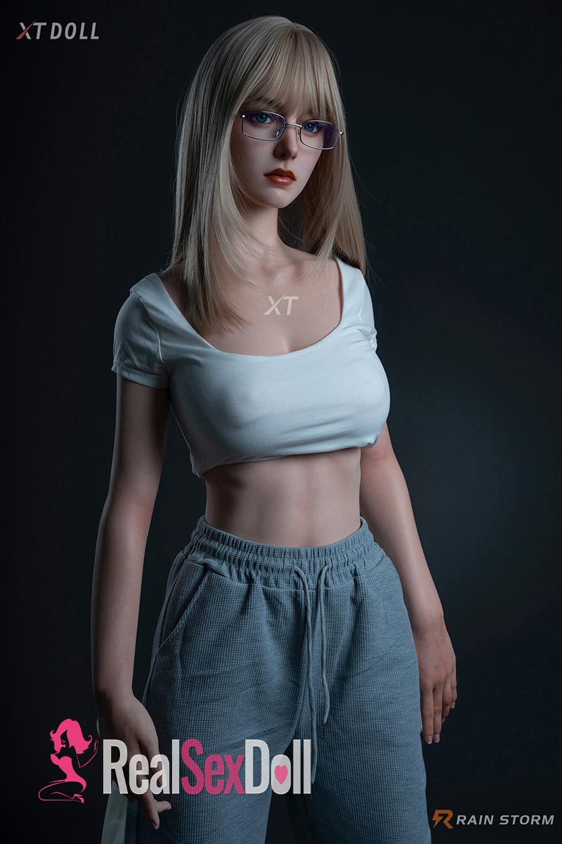 163cm / 5ft4 F-Cup Full Silicone Sex Doll Irina with XT-18head vista 2
