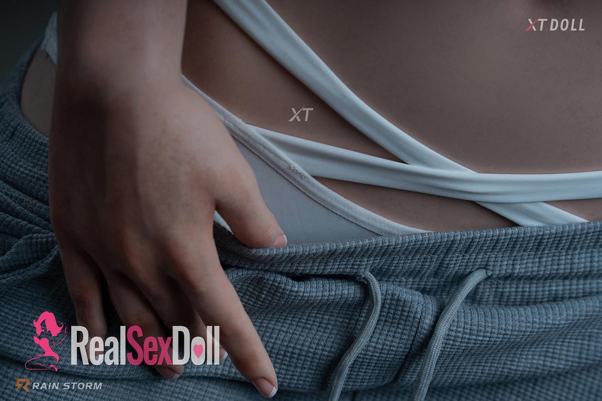163cm / 5ft4 F-Cup Full Silicone Sex Doll Irina with XT-18head vista 6
