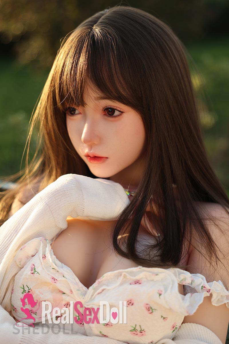 158cm / 5ft2 B-cup Asian Skinny Sex Doll Qingning vista 5