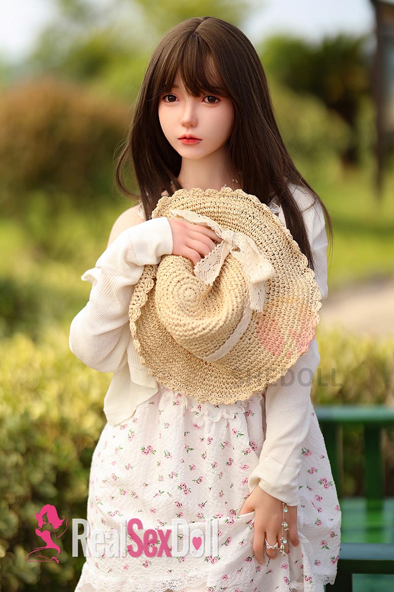 158cm / 5ft2 B-cup Asian Skinny Sex Doll Qingning vista 4
