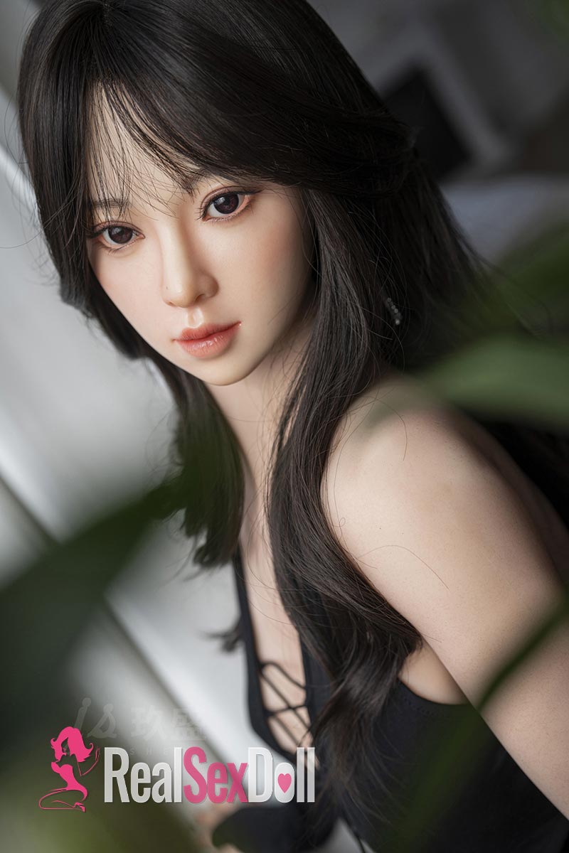160cm / 5ft3 E-Cup Full Silicone Sexy Love Doll Aki vista 8