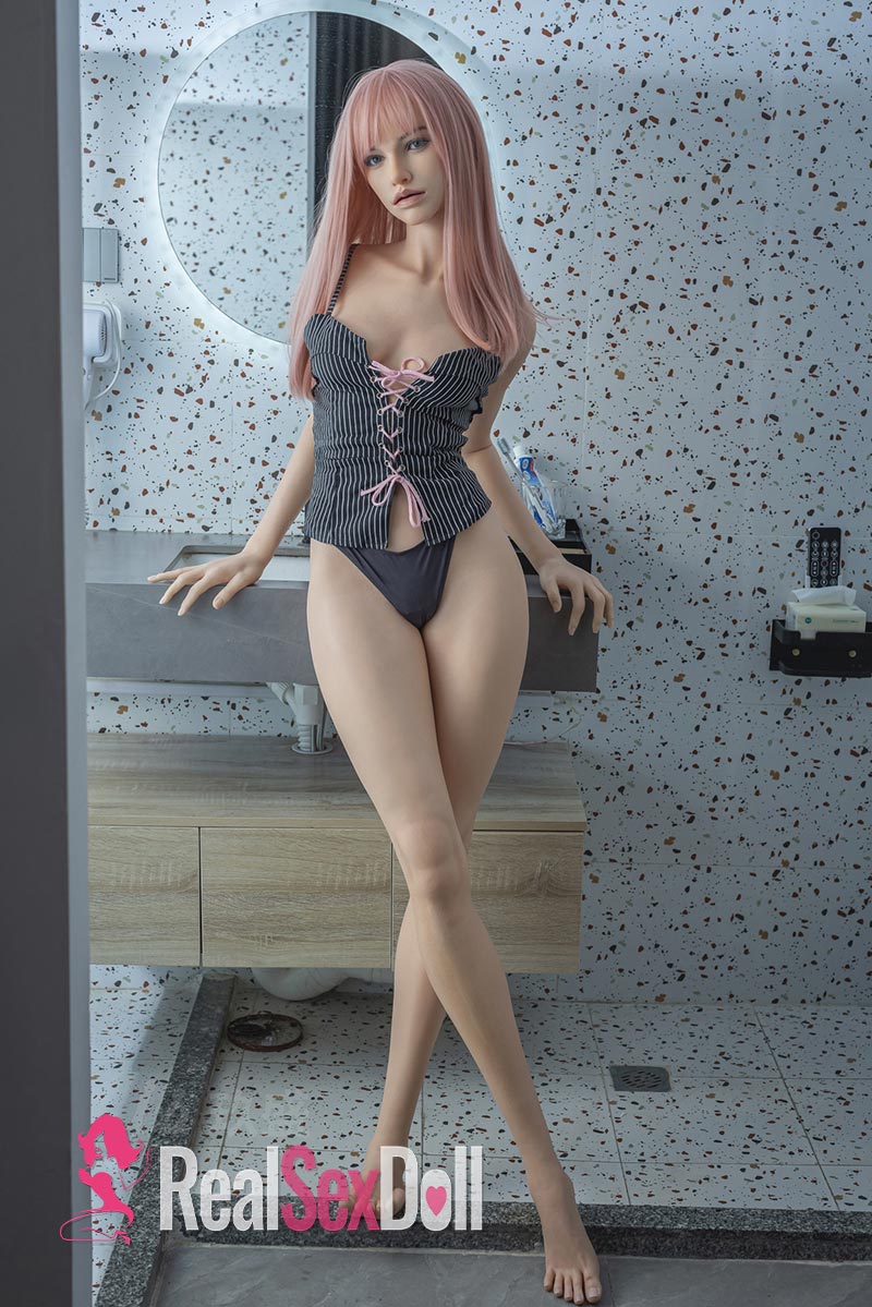 168cm / 5ft6 C-Cup Full Silicone Sex Doll Lisa vista 8