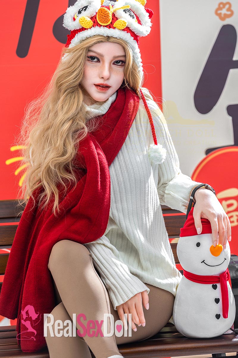 163cm / 5ft3 Spring Festival Silicone Sex Doll Vivian With Head S31 vista 5