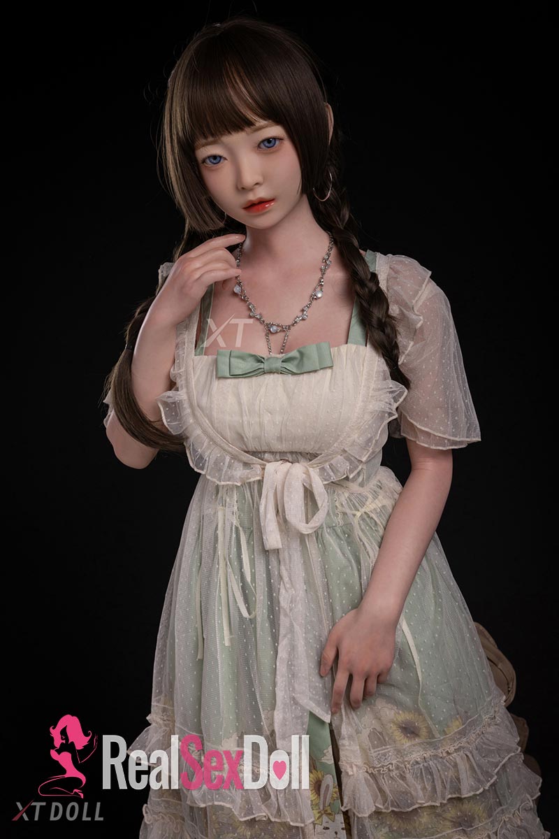 150cm / 4ft9 D-Cup Silicone Sex Doll Lydia with XT-bym13 Head vista 5