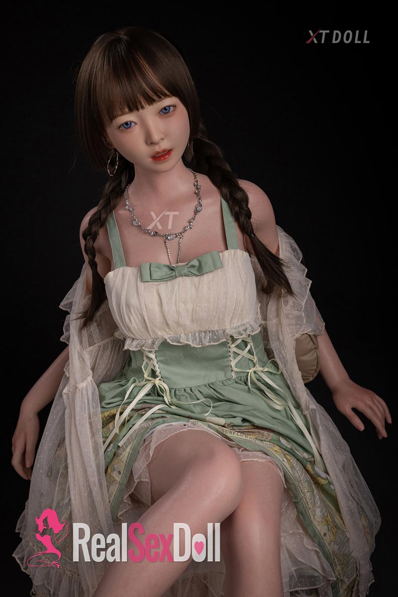 150cm / 4ft9 D-Cup Silicone Sex Doll Lydia with XT-bym13 Head vista 8