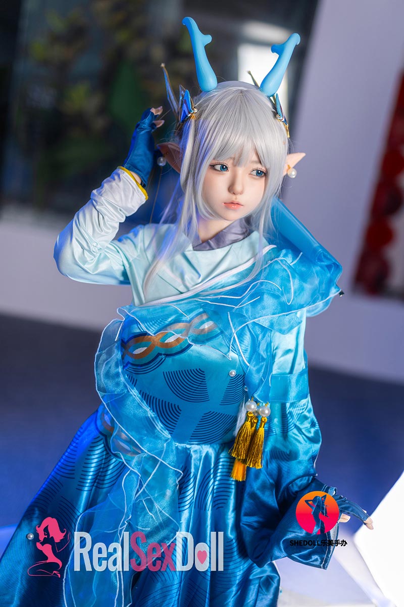 148cm / 5ft2 C-cup Cosplay Sex Doll Ailin vista 5