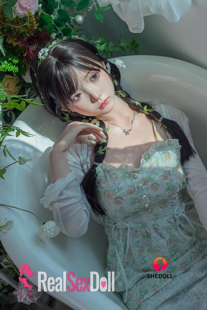 158cm / 5ft2 C-cup Lovely Sex Doll Qingning (Custom Makeup 2.0) — 158cm — HYBRID