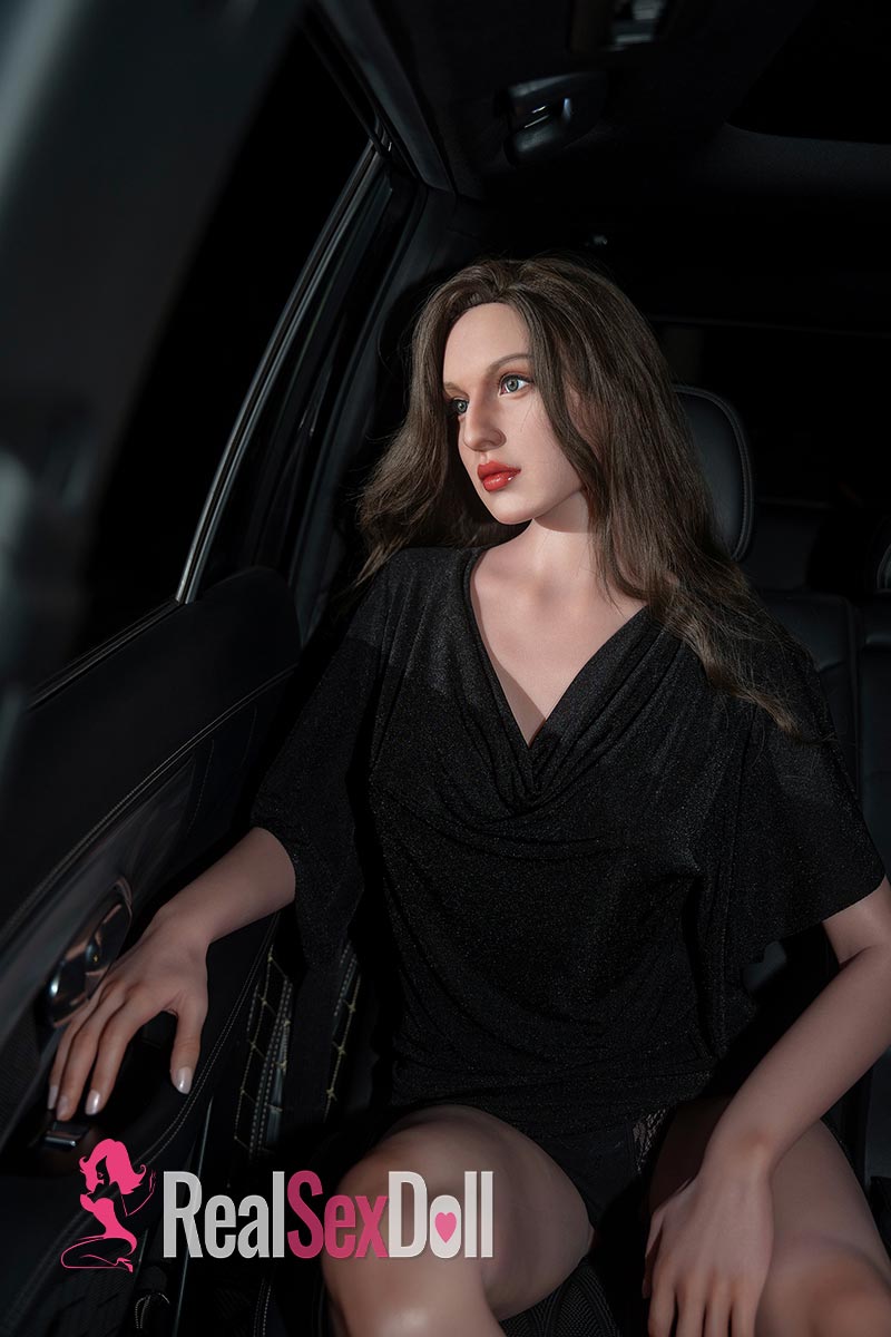 170cm / 5ft7 C-Cup Elegant Silicone Love Doll With Head GE122-2 vista 5